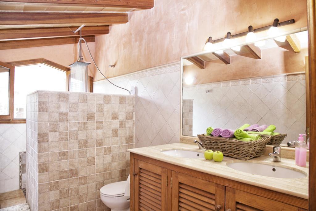 Toniet Holiday home Soller
